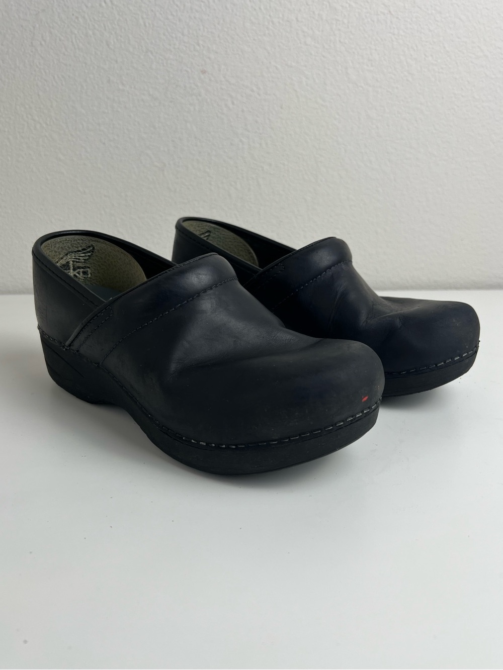 Dansko XP 2.0 Black Leather Clogs Women EU 37 US 6.5-7 Nurse Work Shoes Neutral